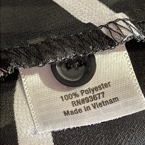 A.n.a Striped Sheer Blouse - Picture 6 of 10